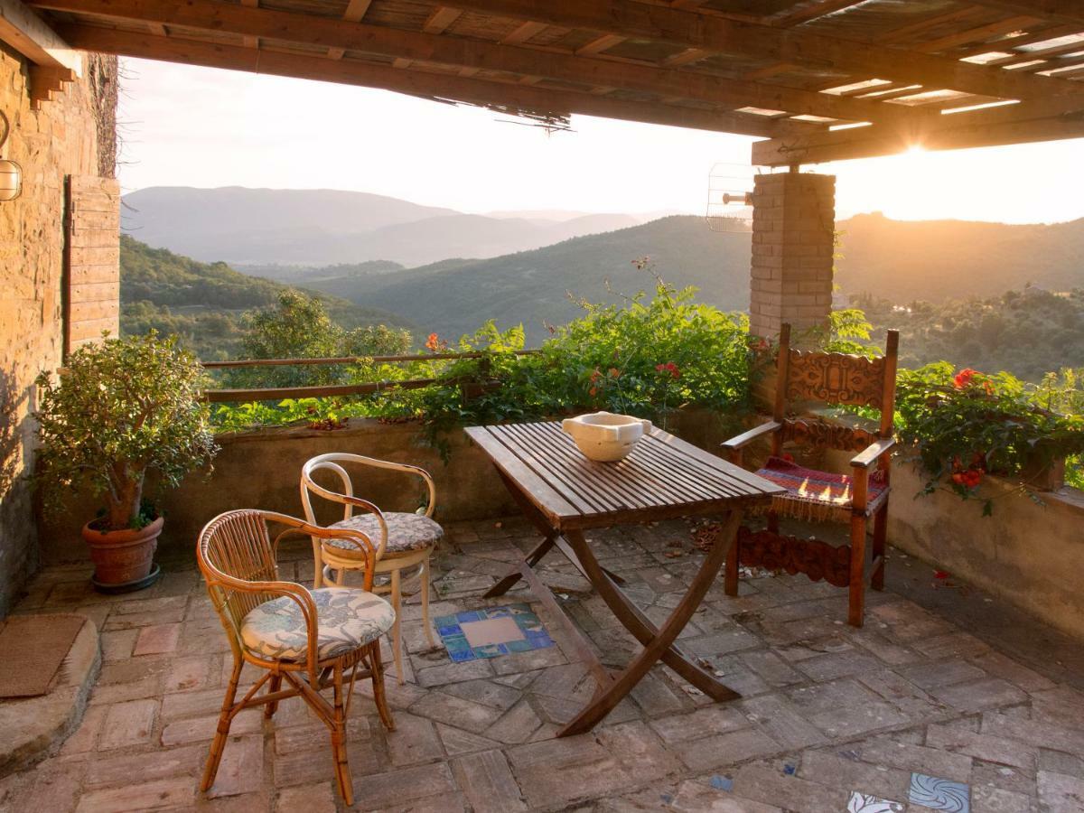 Bed and Breakfast Casa La Valle, Gubbio, Frazione Santa Cristina Экстерьер фото