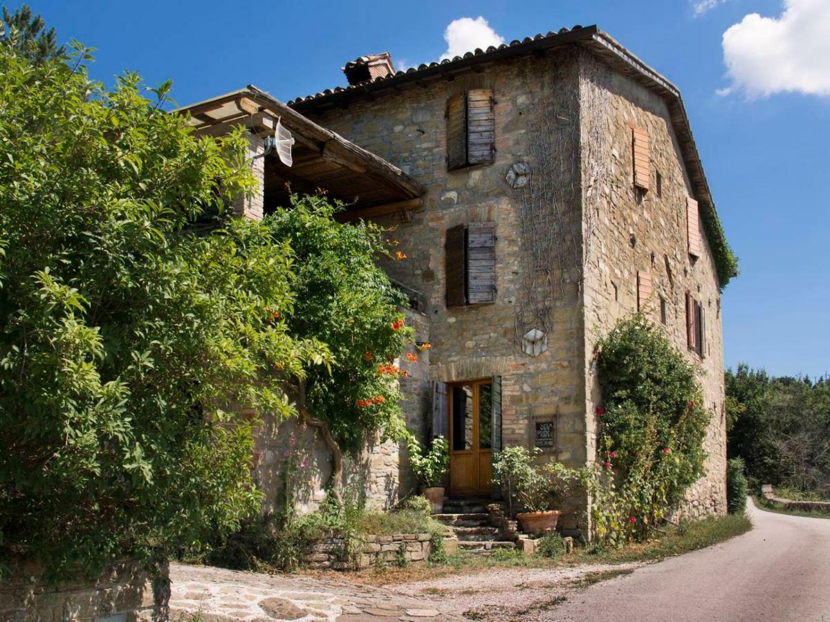 Bed and Breakfast Casa La Valle, Gubbio, Frazione Santa Cristina Экстерьер фото